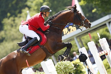 Team London Knights - Olivier Philippaerts on H & M Extra